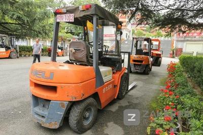 貴陽發(fā)放首張非道路移動機械“環(huán)保身份證”，啟用智能化管理平臺